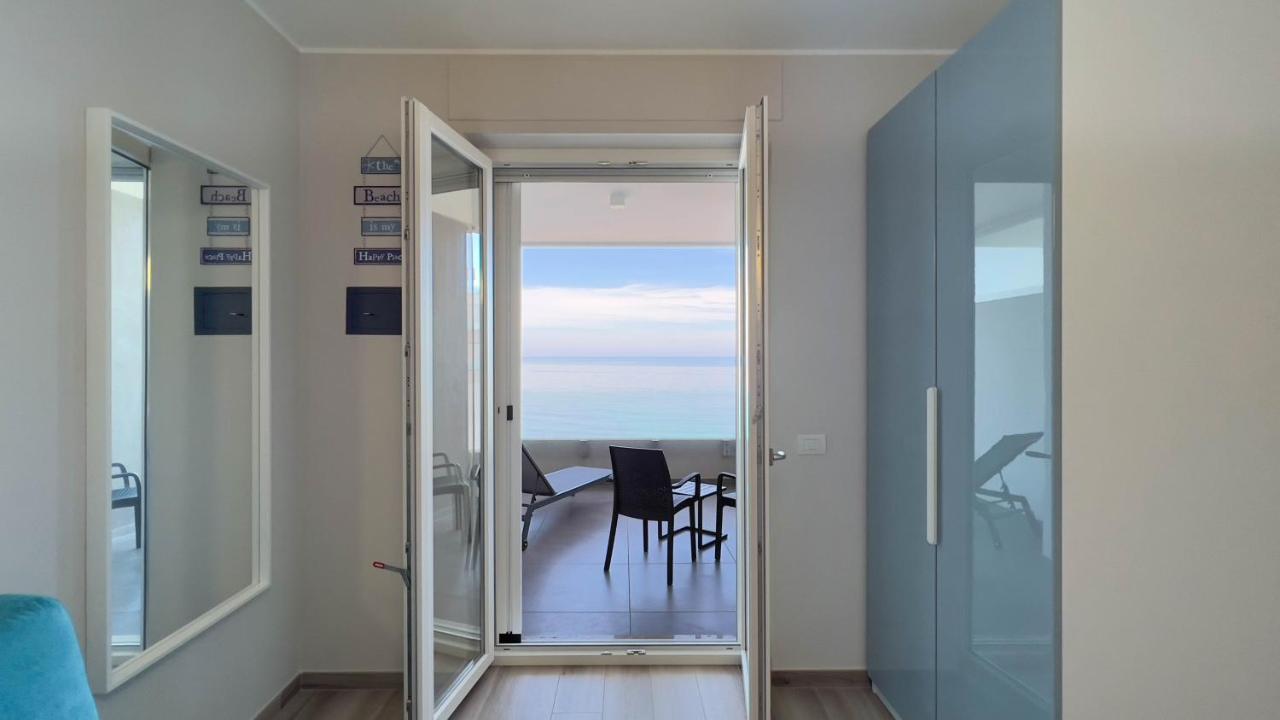 Wepuglia - Dimora Adriatica Monopoli Exterior foto